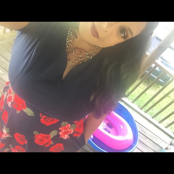 Meet your Posher, Chantessa - Picture 2 of 4